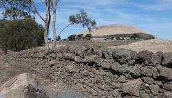 Dry stonewall at Mount Elephant